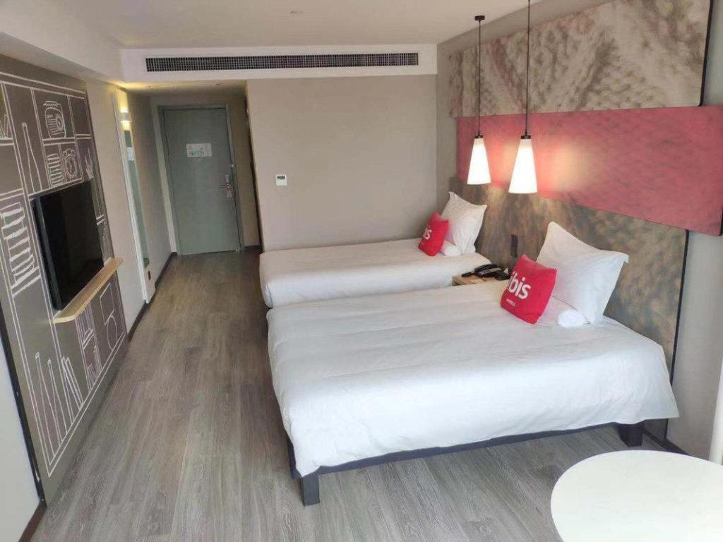 Готель Ibis Shenyang North Station Екстер'єр фото