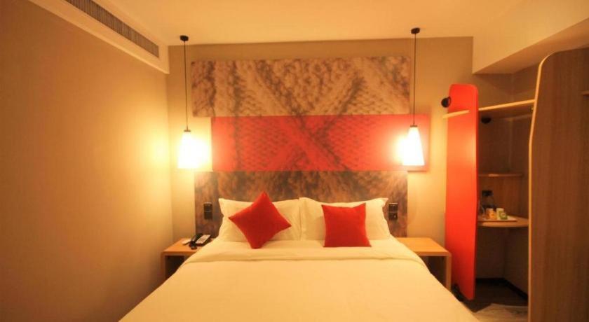 Готель Ibis Shenyang North Station Екстер'єр фото