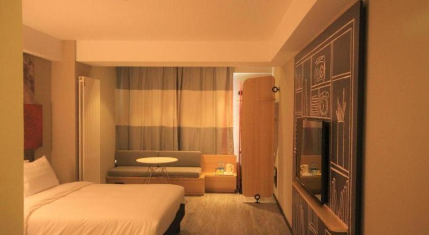 Готель Ibis Shenyang North Station Екстер'єр фото