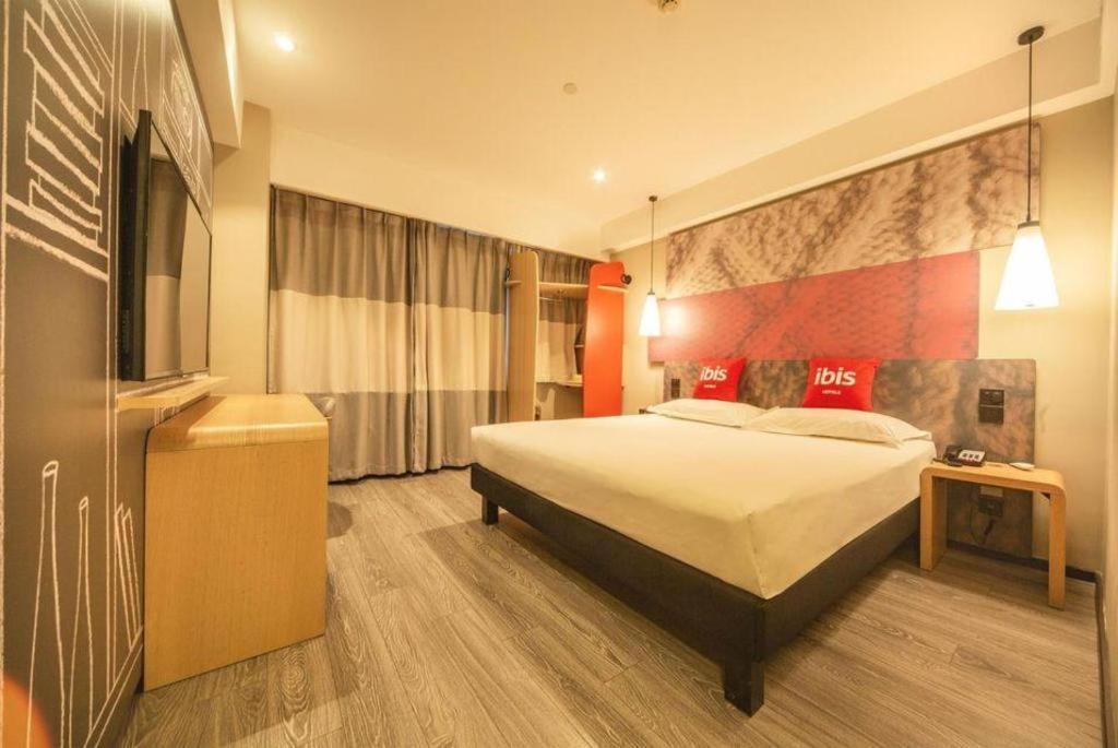 Готель Ibis Shenyang North Station Екстер'єр фото