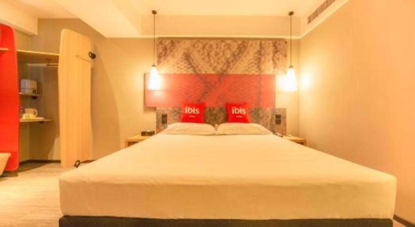 Готель Ibis Shenyang North Station Екстер'єр фото